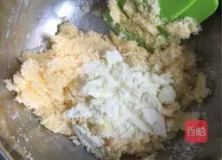 Illustration of how to make milky coconut filling that goes well with bread and mooncakes 6