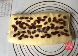 Illustration of how to make double brushed brown sugar mochi toast 12