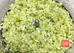 Illustration of how to make garlic toast slices 2