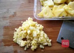 Illustration of how to make pineapple stuffed sesame soft poultry 10