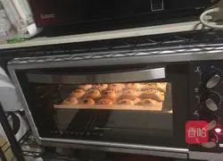 Puff pastry Illustration of how to make fresh meat and mustard vegetable mooncakes 15