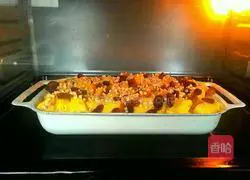 Illustration of how to make egg custard toast pudding 7