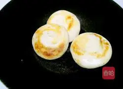 Illustration of how to make Xiangxiang cake 16