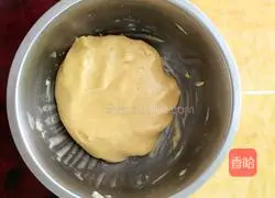 Lotus Paste Egg Yolk Mooncake Practice illustration 2