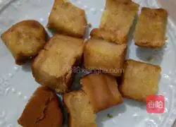 Illustration of how to make sweet potato cake with moon cake filling 6
