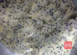 Illustration of making black sesame cookies 3