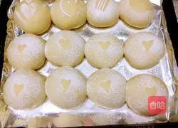 Illustration of how to make mung bean bread 16