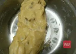 Illustration of how to make raisin cookies 6