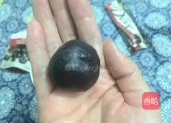 Chocolate Snow Skin Mooncake Recipe Illustration 6