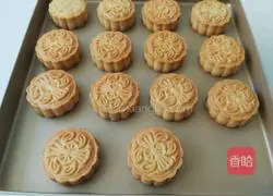 Cantonese lotus paste mooncake recipe 16