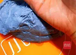 Illustration of how to make starry sky toast 6