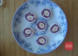 Illustration of how to make banana and purple sweet potato toast rolls 13