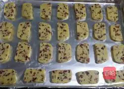 Illustration of how to make cranberry cookies 10
