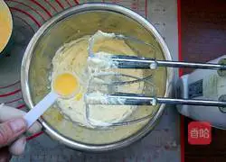 Illustration of how to make leaf cookies 3