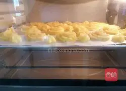 Illustration of how to make milk cookies 3