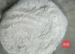 Illustration of how to make fancy biscuits 3