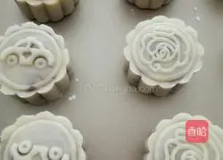 Cantonese bean paste mooncake recipe 10