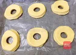 Illustration of how to make bread donuts 8