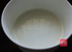 Illustration of how to make heart-shaped snowskin mooncakes 2