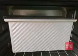 Illustration of how to make colorful striped toast 26