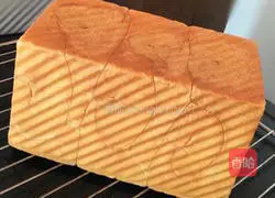 Illustration of how to make Hong Kong-style toast 7