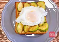 Illustration of how to make poached egg and zucchini toast 14