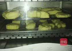 Illustration of how to make animal cookies 8