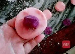 Illustration of how to make fruity snow-skin mooncakes 5