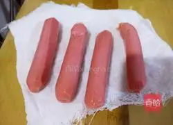 Illustration of how to make a bunny eat radish bread 12