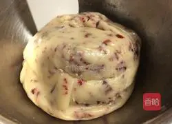 Cranberry Button Crisp Recipe Illustration 6