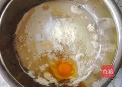 Illustration of how to make golden croissants 2