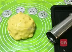 Illustration of how to make colorful cookies 11