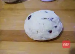 Illustration of how to make dried fruit scones 9