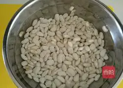 Illustration of how to make cloud bean and vegetable juice mooncakes 2