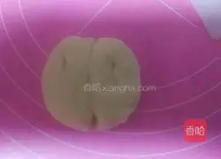 Illustration of how to make crispy bean paste and egg yolk mooncakes 8