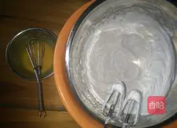 Illustration of how to make finger biscuits 3