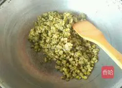 Illustration of how to make mung bean mooncakes with skin 3