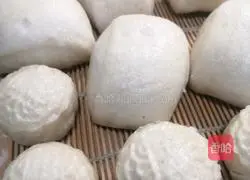 Illustration of how to make steamed mooncakes with bean paste filling 9