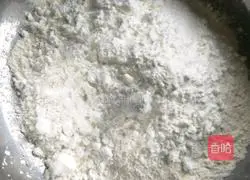 Illustration of how to make green onion-flavored biscuits 3