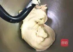 Illustration of how to make morning fast toast slices 6