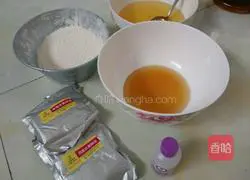 Illustration of how to make fruit-filled mooncakes 1