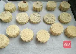 Jujube paste mooncake Practice illustration 10