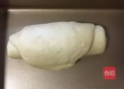 Illustration of how to make onion spicy bread rolls 8