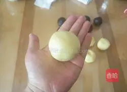 Illustration of how to make milky date paste mooncakes 14