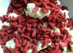 Illustration of how to make wolfberry biscuits 5