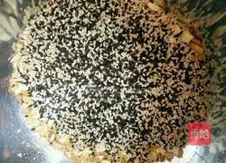 How to make Cantonese-style five-nut mooncakes Illustration 2