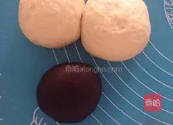 Illustration of how to make sweet cow toast 1