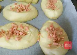 Illustration of how to make salad ham bread 12