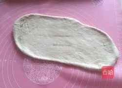 Illustration of how to make yogurt and brown sugar toast 8