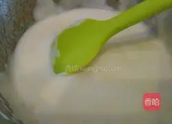 Illustration of making finger biscuits 5